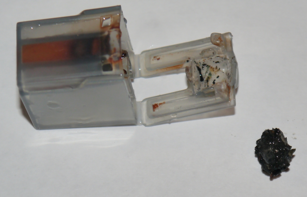 Magnet alt_1024.jpg
